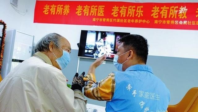 16103305346db4ca.jpg 16103305346db4ca.jpg